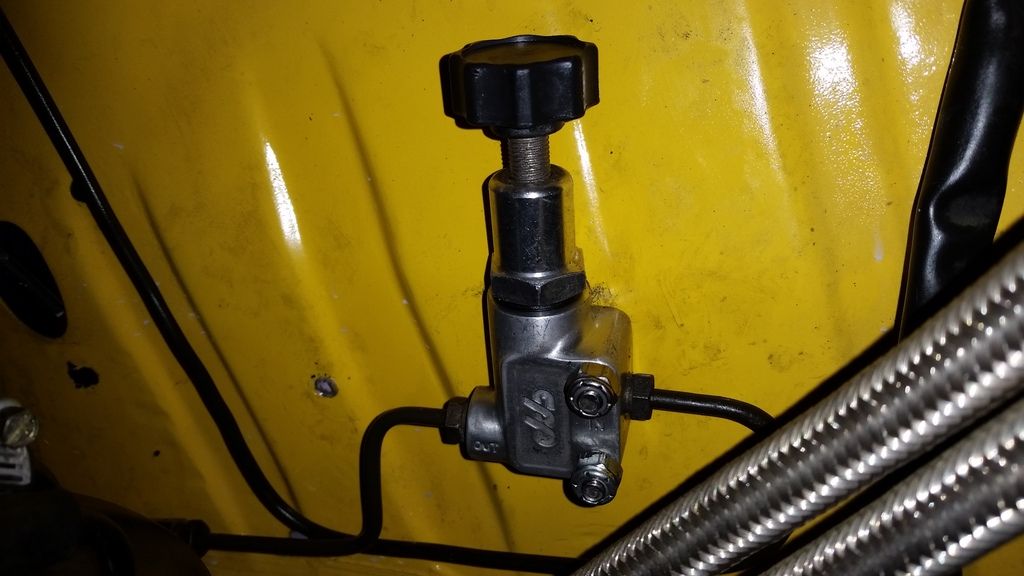 Proportioning valve leak/replacement 1977 BMW 320 I